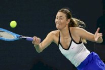 شارابوفا لا تفكر بالاعتزال بعد وتستلهم من نادال لتخطي الاصابات