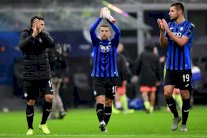 أتالانتا يذل ميلان وفوز أول لغاتوزو مع نابولي