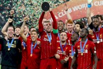 ليفربول يظهر بشارة بطل العالم ضد وولفرهامبتون