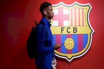 توديبو إلى ميلان على سبيل الاعارة من برشلونة