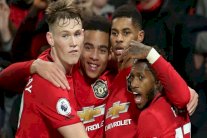 إشبيليا الأقل إنفاقاً على ألقابه ومانشستر يونايتد وأرسنال الأعلى تكلفة