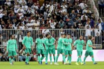 ريال مدريد يتخطى فالنسيا بثلاثية ويبلغ نهائي السوبر الإسباني