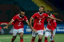 الأهلي يبتعد في الصدارة بفوز عاشر تواليا
