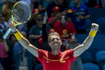 نادال يؤهل إسبانيا والأرجنتين تنتزع البطاقة المباشرة الأخيرة