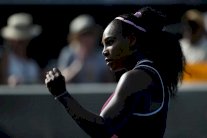 سيرينا تبلغ نهائي دورة أوكلاند في 43 دقيقة فقط