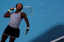 بداية صلبة للمراهقة الأميركية غوف في دورة أوكلاند