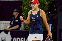 بارتي الى نهائي دورة أديلايد لمواجهة الشابة ياستريمسكا