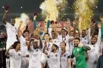 بونجاح يقود السد للقب ثانٍ في عهد تشافي