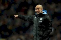 غوارديولا يطالب بإلغاء إحدى المسابقات الإنكليزية لحماية اللاعبين