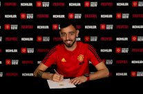 يونايتد يُكمِلُ إجراءات التعاقد مع البرتغالي فرنانديش