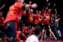 إسبانيا تحتفظ بلقب بطولة أوروبا لكرة اليد وتتأهل إلى أولمبياد طوكيو