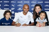 مانشستر سيتي يمدد عقد فرناندينيو سنة إضافية