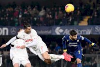 فيرونا يفاجىء يوفنتوس ويسدي خدمة لإنترميلان