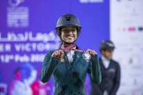 فارسات الإمارات والأردن يتوشّحن بذهب قفز الحواجز في 