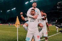 مرسيليا يعزز وصافته وموناكو يصعد إلى المركز الخامس