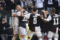 رونالدو ولوكاكو وإيموبيلي على الموعد لابقاء الوضع على حاله