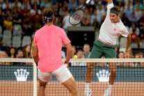 فيدرر ونادال يحطمان رقما قياسيا في مواجهة خيرية