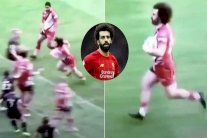 شبيه محمد صلاح يخطف الأنظار في ملاعب الرغبي