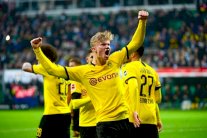 هالاند يسجل مجددا ولايبزيغ يبقي الفارق نقطة مع بايرن