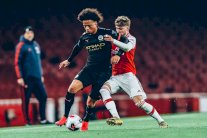 سانيه العائد من إصابة يشارك مع رديف مانشستر سيتي