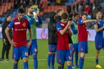 فيروس كورونا يجبر بازل على خوض مباراته ضد أينتراخت بعيدا عن المدينة