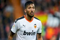 غاراي أول لاعب من الدوري الإسباني مصاب بفيروس كورونا