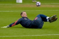 بايرن ودورتموند يعلقان التمارين وإصابة بكورونا في هرتا