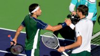 دورة إنديان ويلز: مدفيديف يودّع من ثمن النهائي وتأهّل تسيتسيباس وزفيريف
