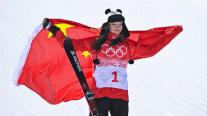 اختتام أولمبياد بكين بين النجوم ودموع الفرح والحزن