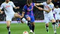 يوروبا ليغ: قمة حامية بين نابولي وبرشلونة