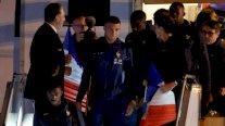 آلاف المشجعين يستقبلون المنتخب الفرنسي وصيف بطل العالم