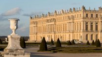 قصر فرساي.. رمز الملكية الباذخة وأيقونة بيئة الفروسية