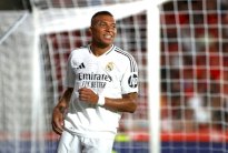 بطولة إسبانيا: ريال يبحث عن توازنه في الظهور الأول لمبابي على