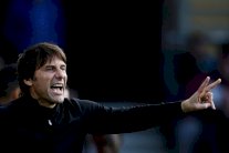 بطولة إيطاليا: بداية كارثية لنابولي بقيادة كونتي