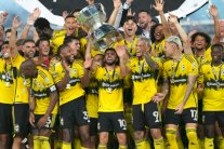 كأس الرابطتين: كولومبوس كرو الأميركي يحرز اللقب بهدفين قاتلين في الوقت بدل الضائع