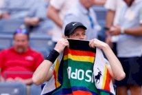 فلاشينغ ميدوز: سينر وألكاراس يبلغان الدور الثاني وفوز صعب لشفيونتيك وعودة قوية لأوساكا