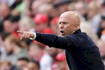 سلوت يتجرّع مرارة الخسارة الأولى مع ليفربول بعد 