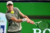 دورة شنغهاي: سينر يبلغ النهائي ويضمن صدارة التصنيف في نهاية السنة