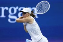 شفيونتيك الاولى عالميا تتعاقد مع فيسيت 