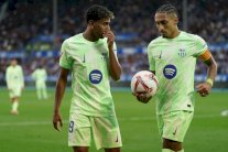 بطولة إسبانيا: برشلونة يبدأ 