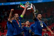 بونوتوشي مدربا مساعدا في منتخب إيطاليا تحت 20 عاما