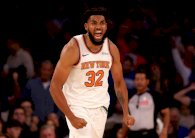 دوري أن بي ايه: ليبرون وديفيس يقودان ليكرز للفوز على صنز