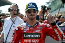 جائزة ماليزيا الكبرى: بانيايا يفوز أمام مارتين ويؤجل الحسم إلى الختام