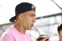 الدوري الأميركي: سواريس يمدد عقده مع إنتر ميامي