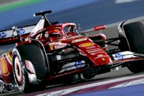 جائزة قطر الكبرى: لوكلير الأسرع في التجارب الحرة