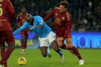 بطولة إيطاليا: منافسة محتدمة على الصدارة بين خمسة فرق