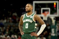 دوري أن بي ايه: ليلارد يقود باكس للفوز على هيت في غياب أنتيتوكونمبو