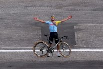 دراجات: البطل الأولمبي إيفينبول يتعرض لكسور عدة