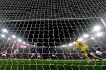 بطولة إنكلترا: أرسنال يواصل صحوته ويستعيد المركز الثاني من تشلسي