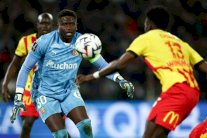 بطولة فرنسا: الحارس الدولي بريس سامبا 